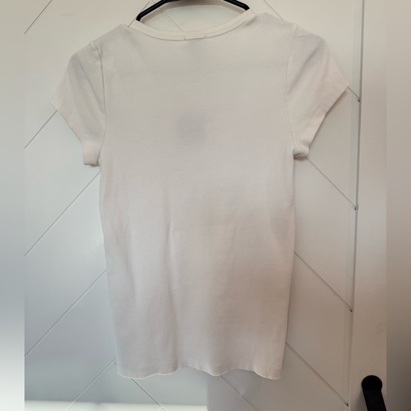 Maeve x Anthropologie Embroidered Beaded
Baby Tee- Fish/Sardine NWOT Size M - Picture 8 of 9